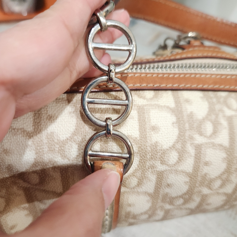 Christian Dior Romantique Cream and Tan Mini Papillon Bag - Picture 9 of 16